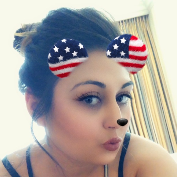 Meet your Posher, Sandra - Picture 1 of 1